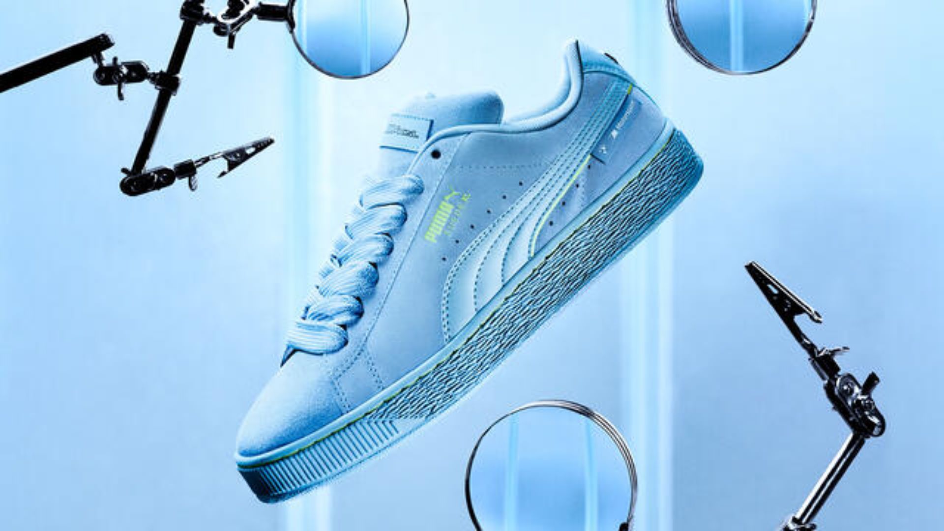 The BMW MMS Inverse Sneaker (Image via PUMA)