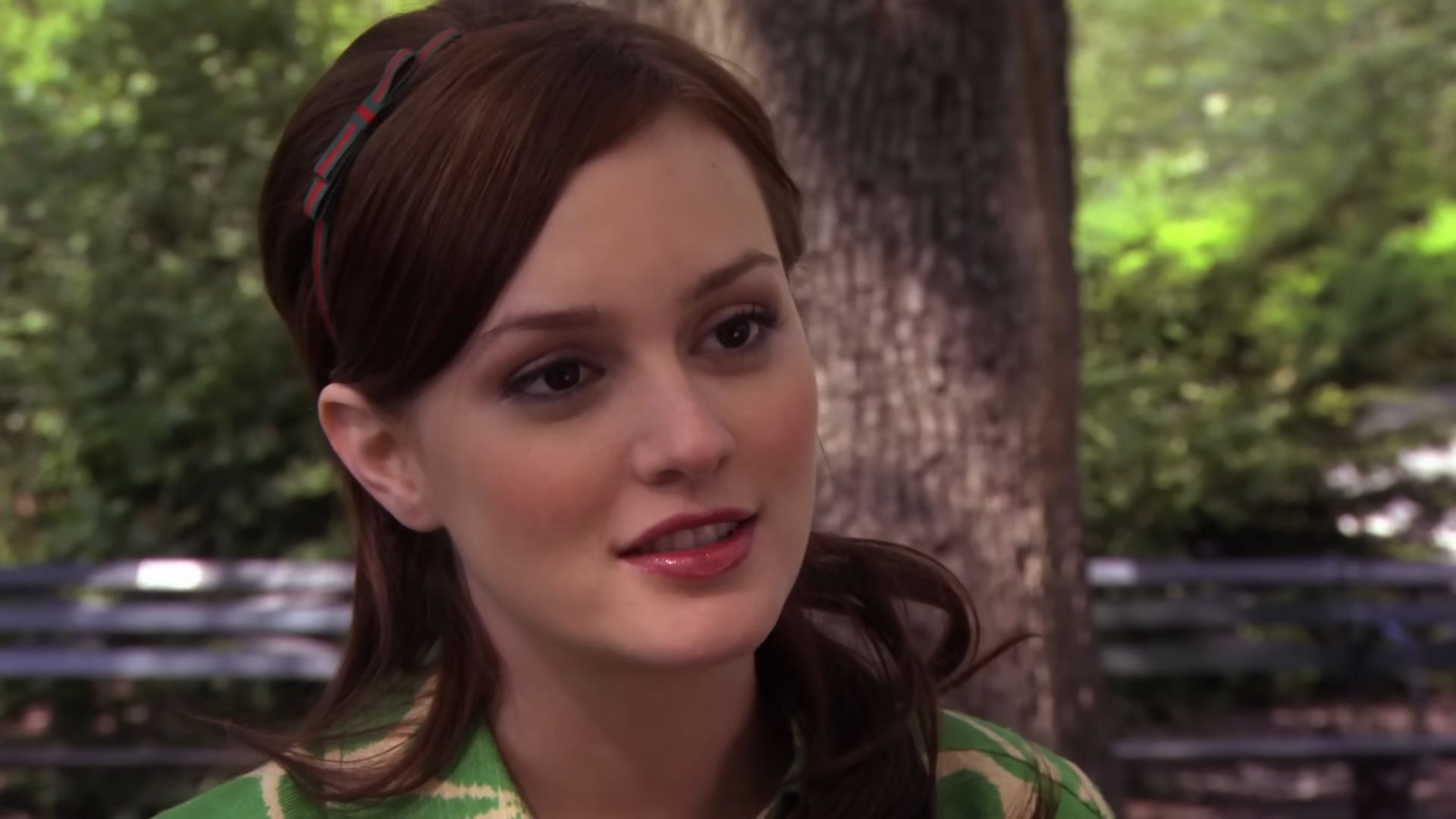 Leighton Meester in Gossip Girl | Image via Max