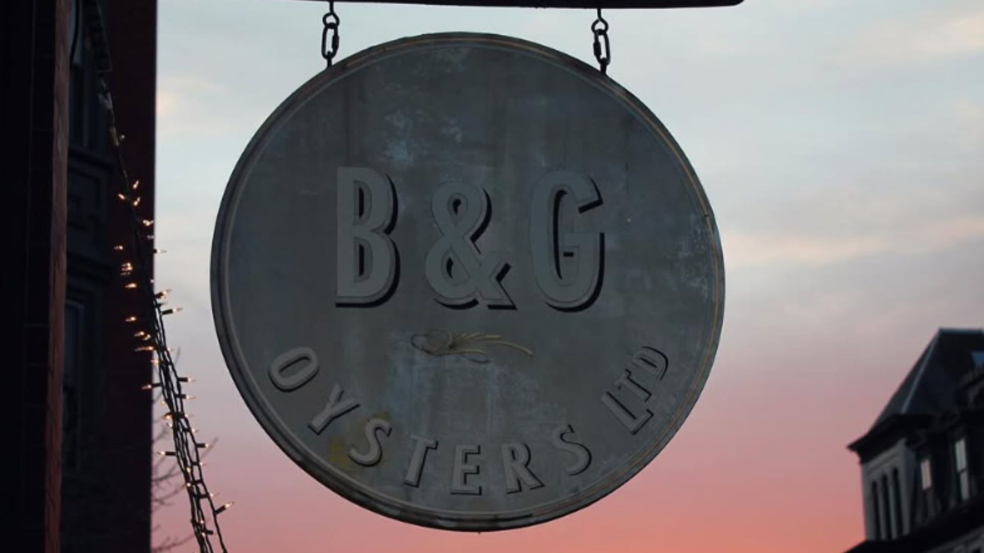 B&amp;G Oysters (Image via Instagram)