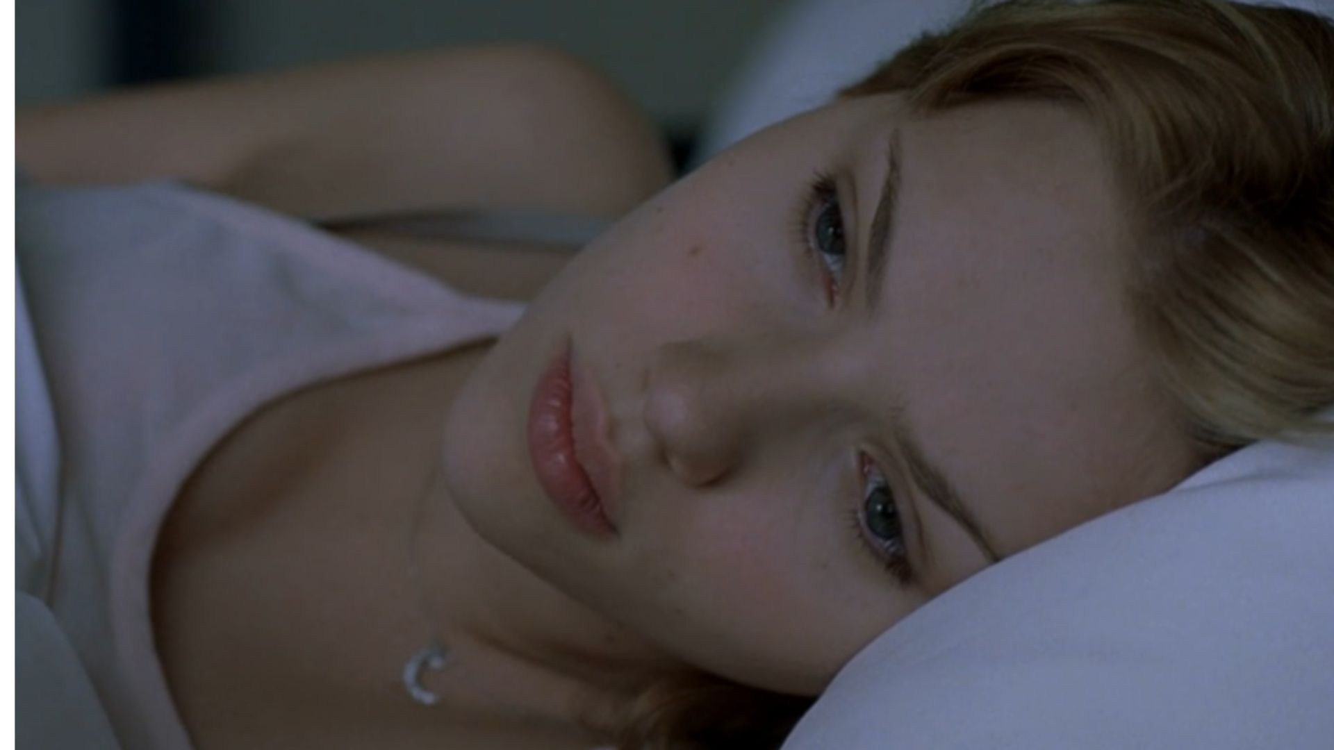 Scarlett Johansson in Lost In Translation| Image via Amazon Prime Video