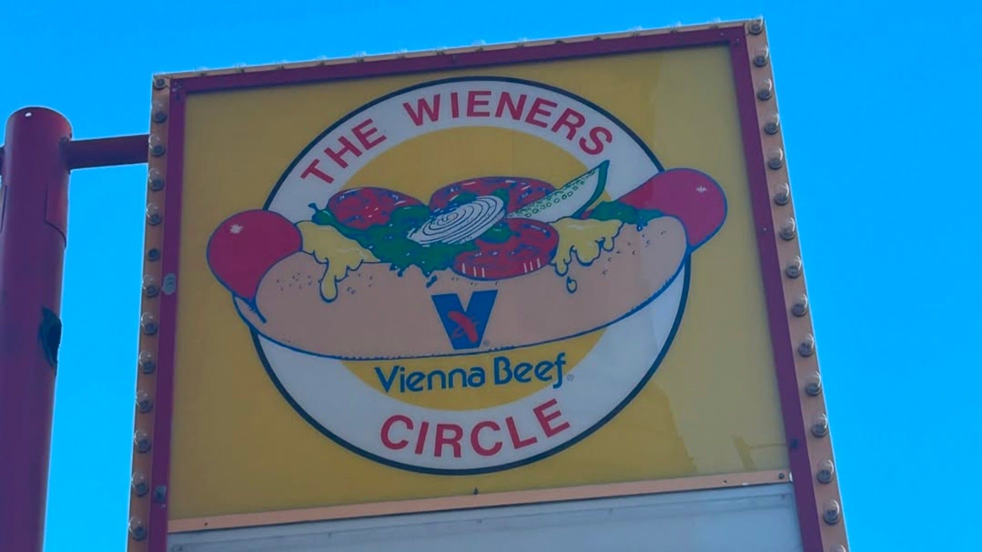 Signboard of The Wieners Circle. (Image via Instagram/@wienerscircle)