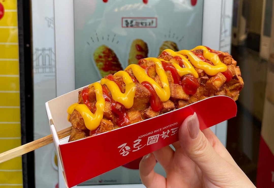 Korean hotdog from JONGRO RICE HOTDOG. (Image via Instagram/@ jongroricehotdog)