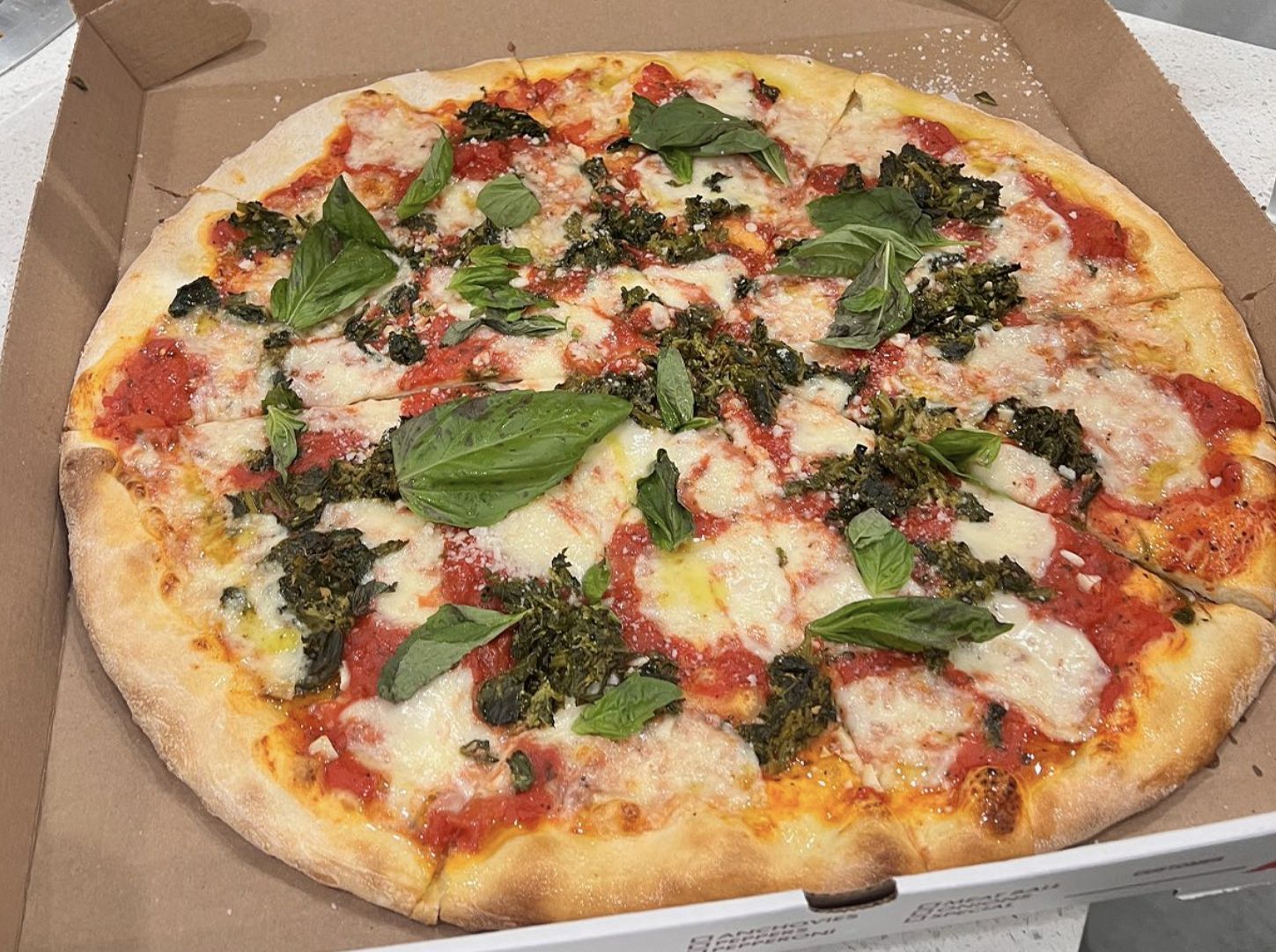 Pizza from Di Fara Pizza(Image via Instagram/@difaranyc)