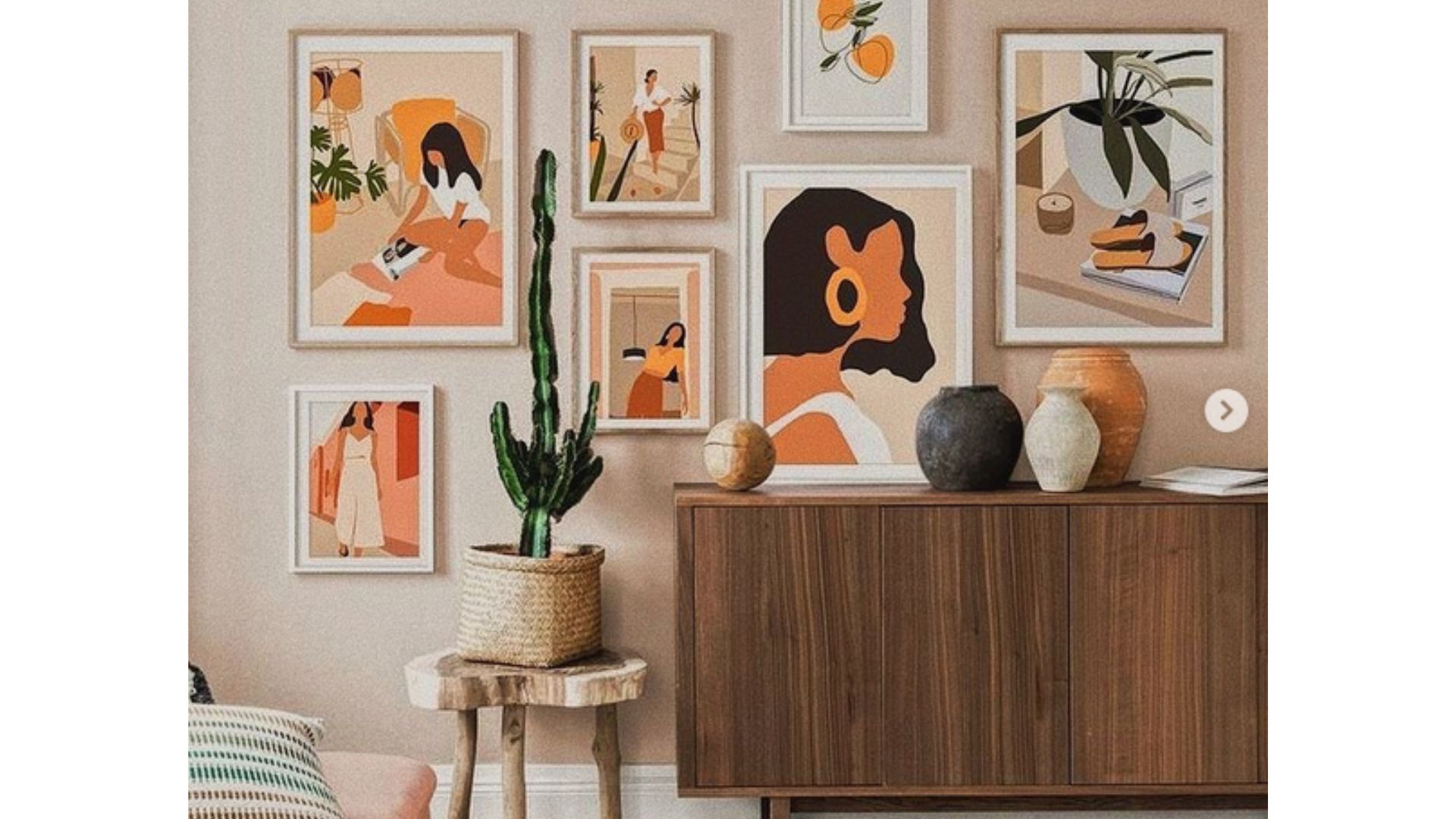 Eclectic Boho Gallery Wall (Image via Instagram/dulcepatr0n)