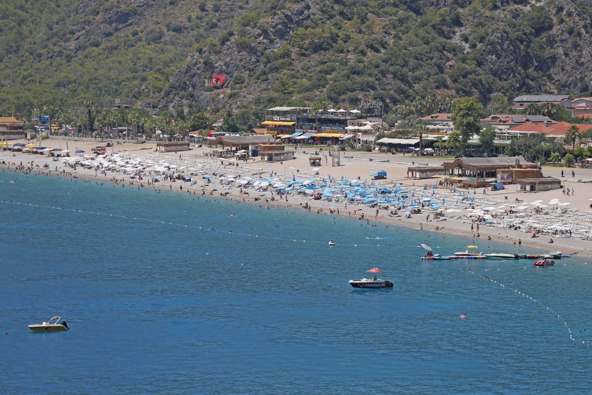 Oludeniz Beach (Image via Getty / Ali Riza Akkir / Anadolu Agency)