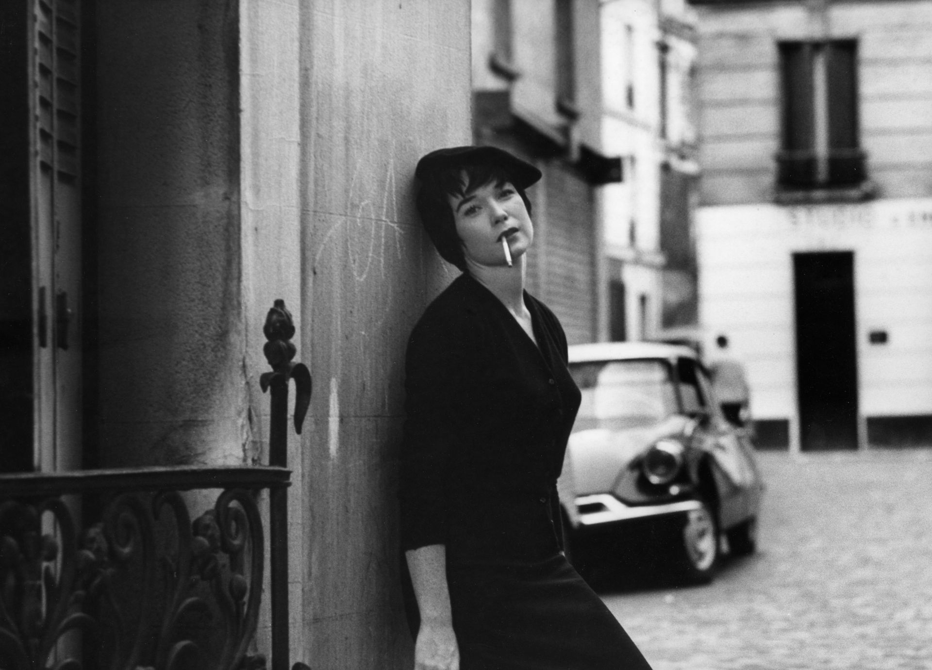 Shirley MacLaine In Paris (Photo by Leo Fuchs/Getty Images)