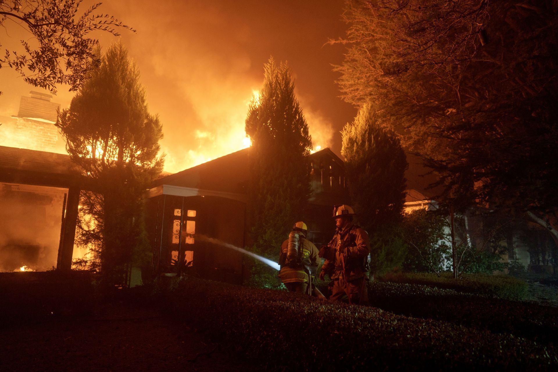 Powerful Winds Fuel Multiple Fires Across Los Angeles Area - Source: Getty