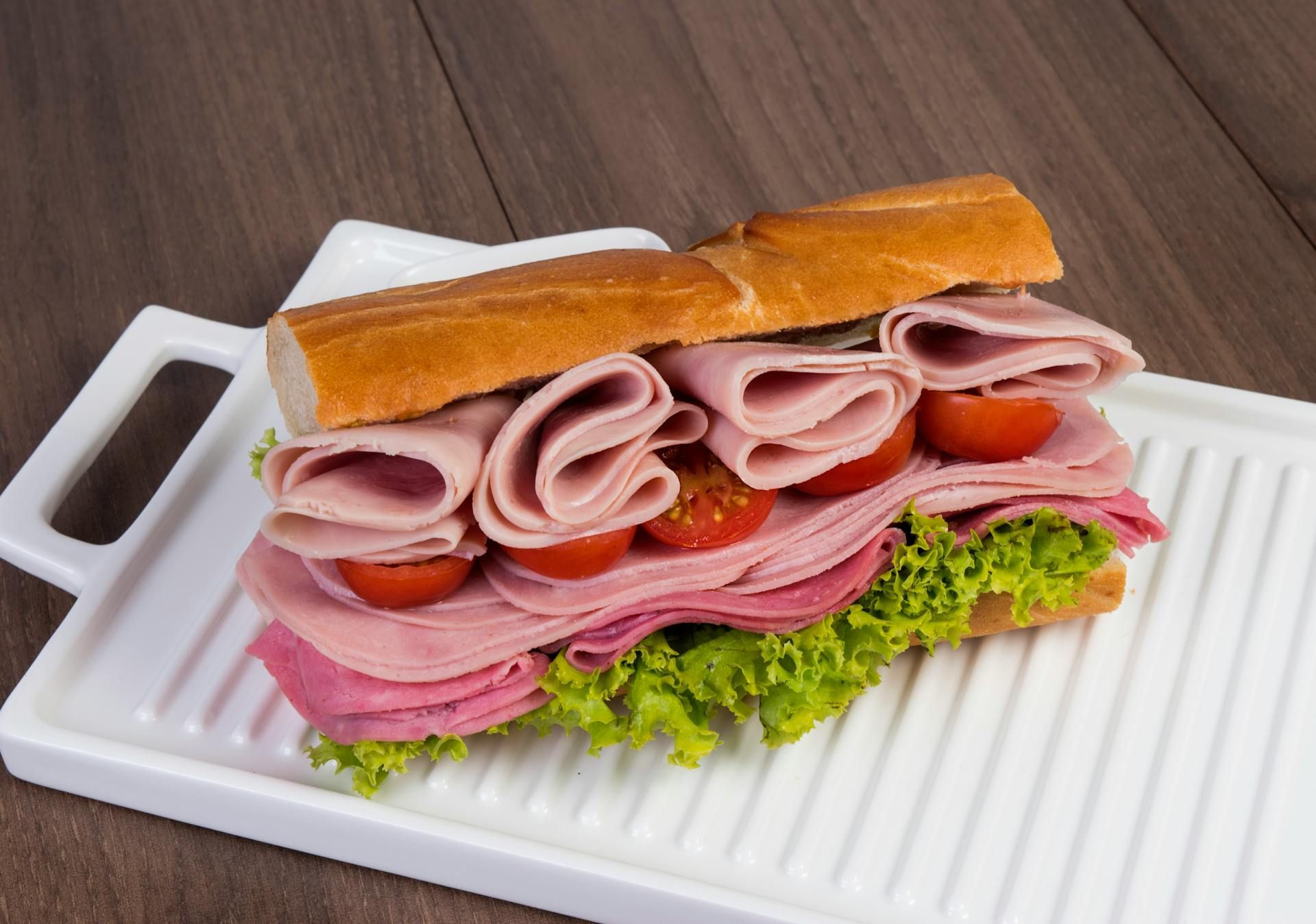 Generic Image of a sandwich (Image via Pexels/@Miguel Marmolejos Fern&aacute;ndez)