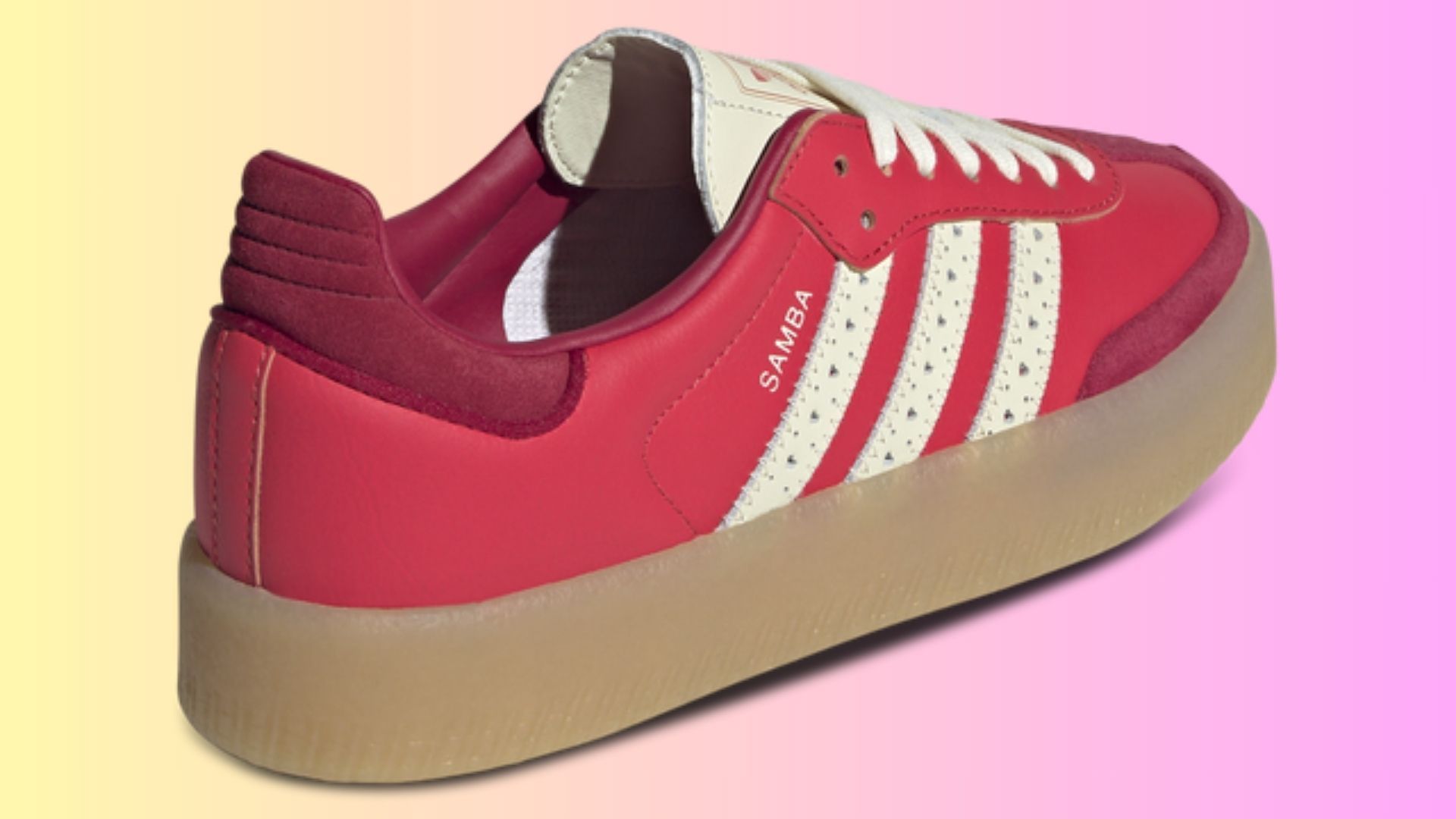 Adidas Sambae &quot;Valentine&#039;s Day&quot; (Image via Foot Locker)