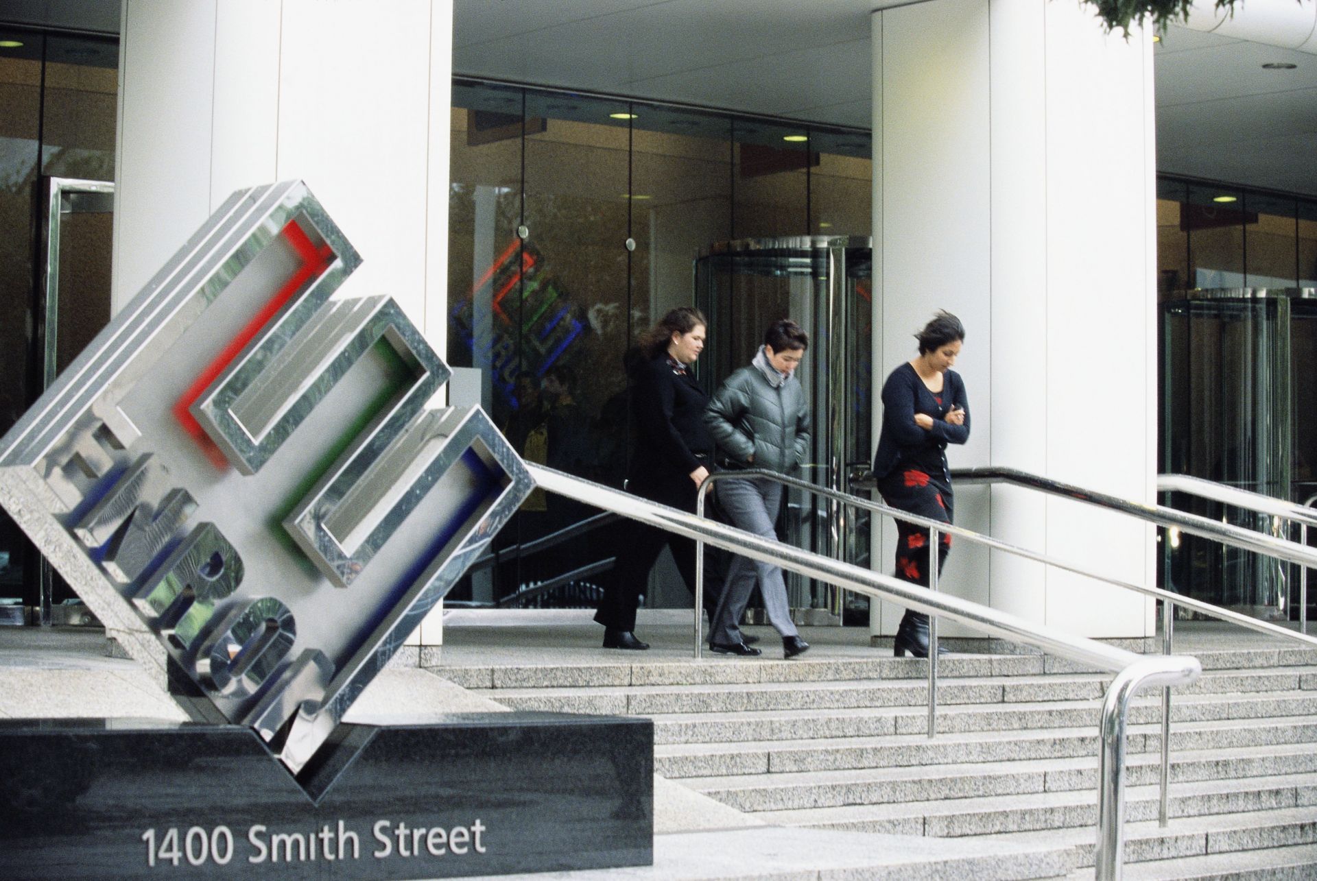 Enron Employees Leaving Headquarters - Source: Getty