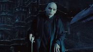 Ralph Fiennes in Harry Potter And The Order Of The Phoenix| Image via Warner Bros. Pictures