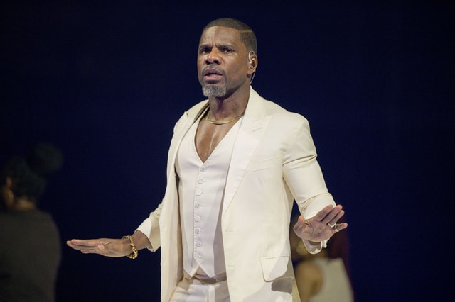 Sometimes I play too much" — Gospel singer Kirk Franklin apologizes for his attire and twerking onstage during his 2024 performance in Jamaica