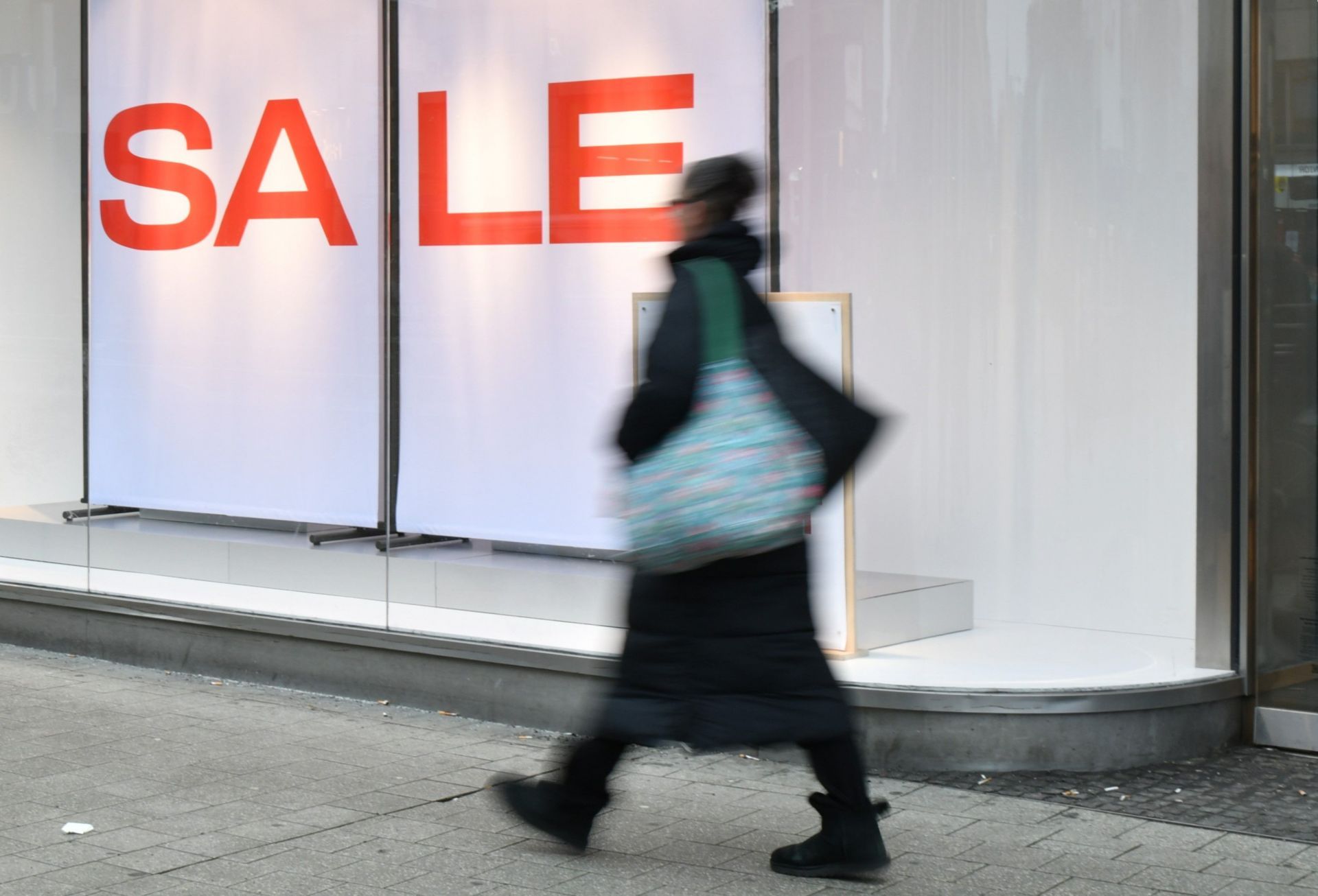 Winter sales in the retail sector - Source: Getty