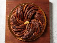 King cake from Ayu's Bakehouse (Image via Instagram/@ ayubakehousenola)