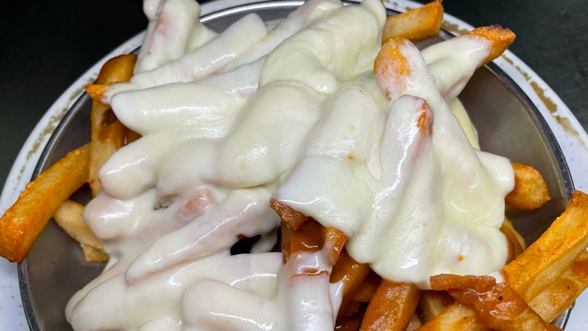 Disco Fries from Tick Tock Diner (Image via Instagram/@ticktockdinernj)