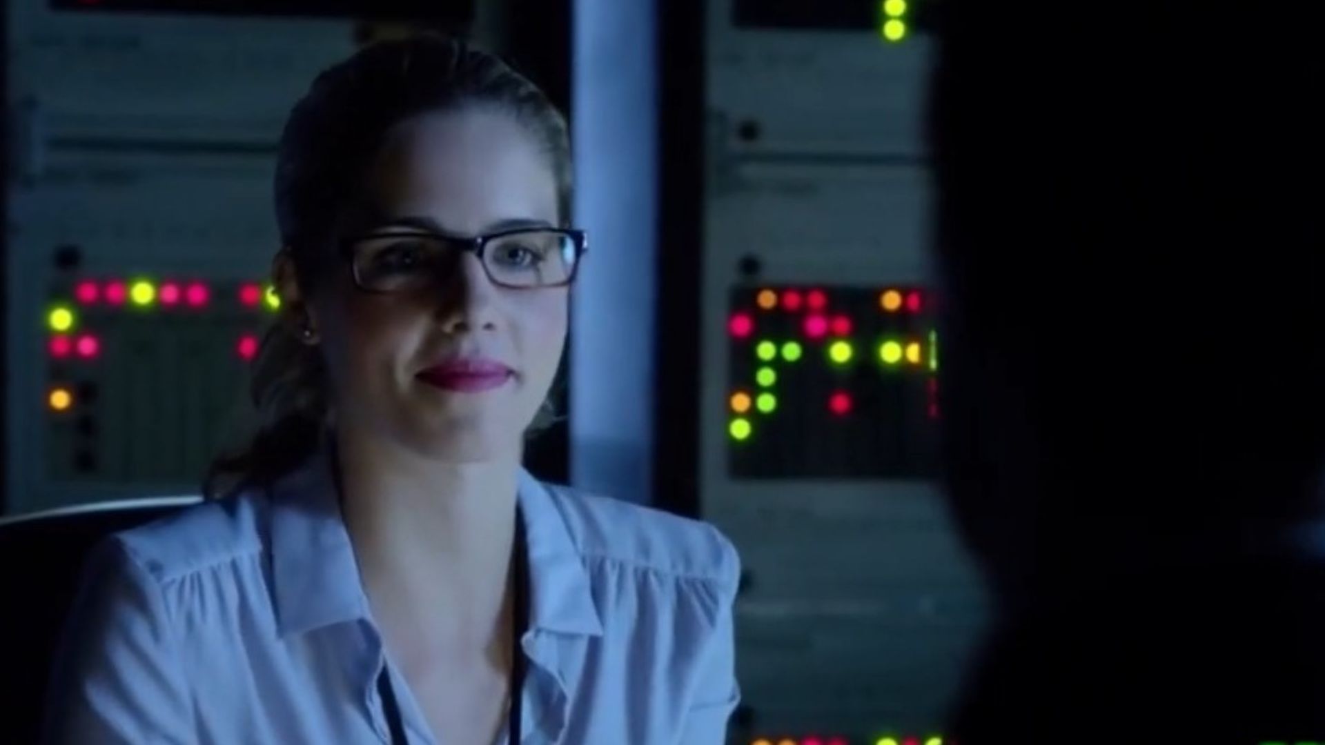 Felicity Smoak in Arrow | Image via: Warner Bros. Television