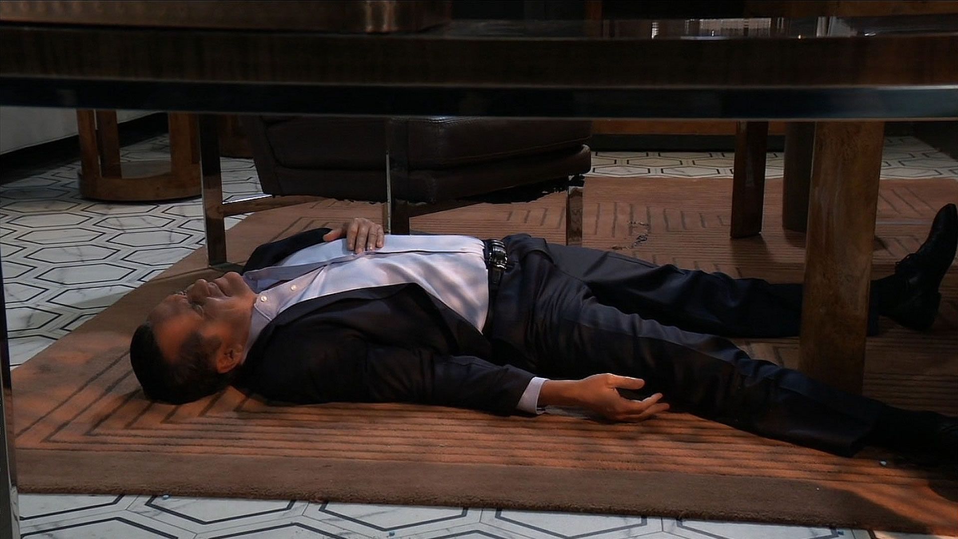 General Hospital&#039;s Sonny unconscious on the floor. | Image Source: Hulu