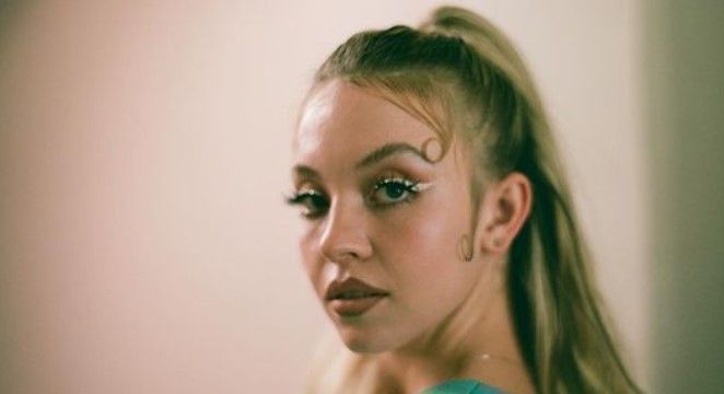 What character does Sydney Sweeney play in Euphoria?