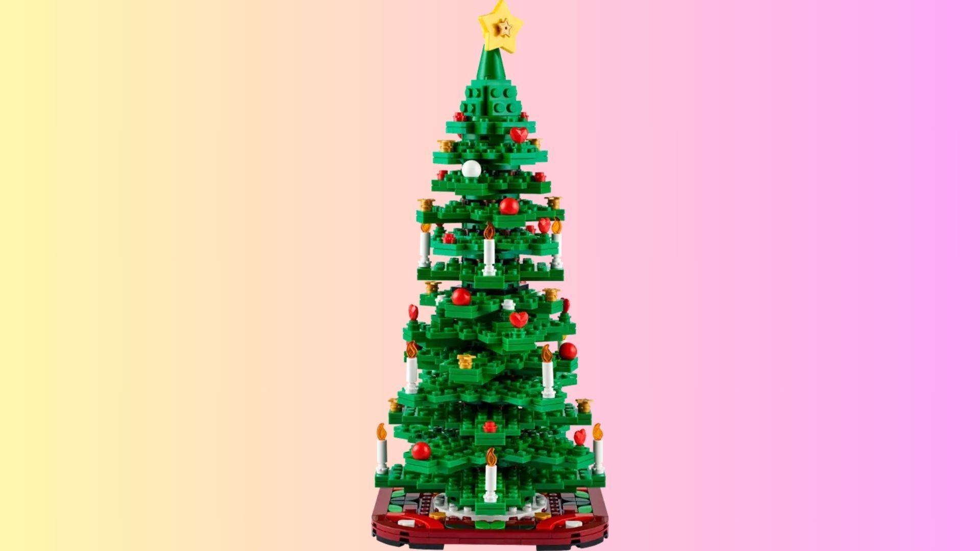 LEGO Christmas Tree (Image via LEGO)