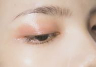 Eye makeup for Valentine's Day (Image via Unsplash/ Linh Ha)
