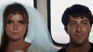 Elaine and Benjamin in the concluding bus sequence of 'The Graduate' | Image via @Youtube/StudiocanalUK