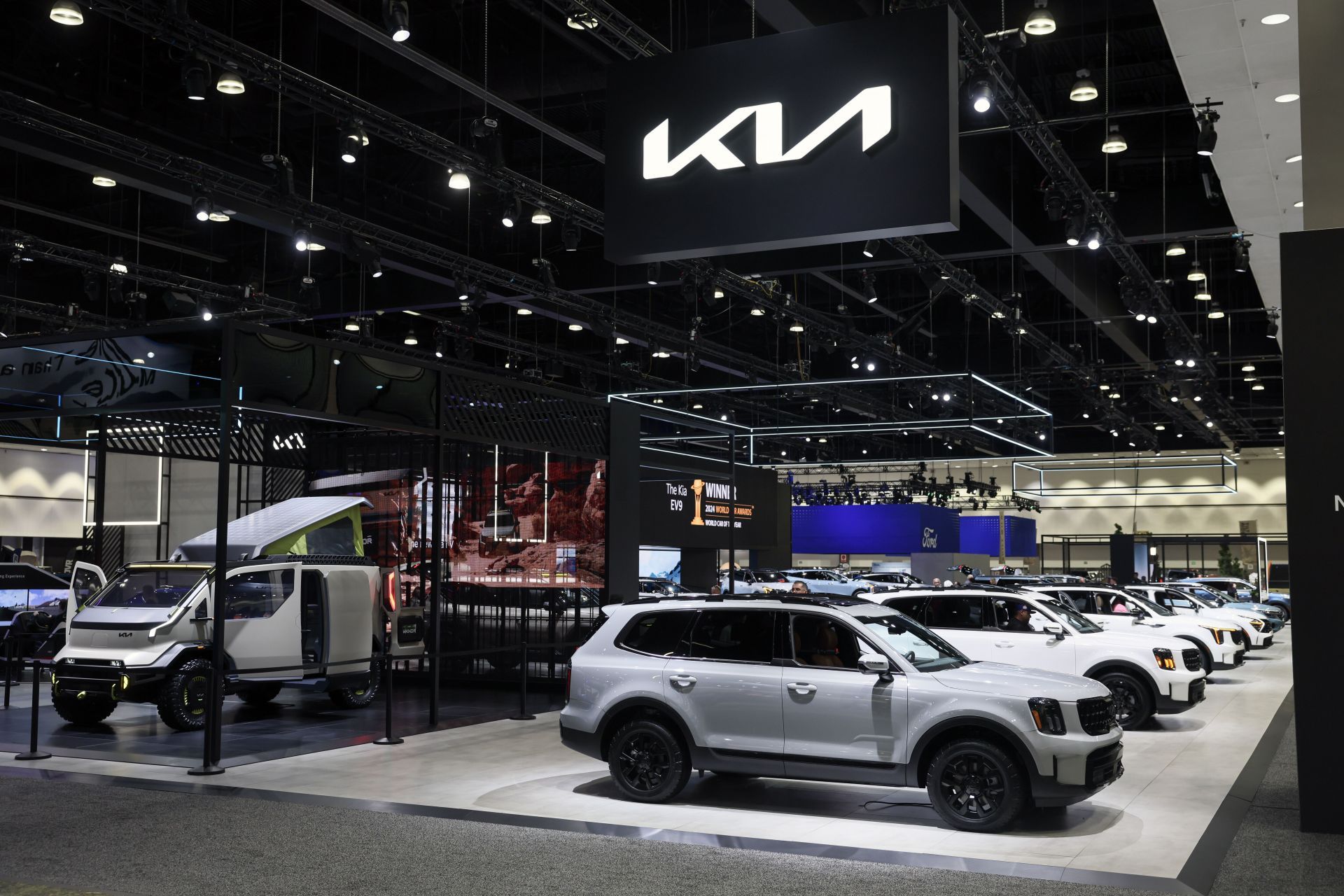 Car Makers Showcase New Models At Los Angeles Auto Show - Source: Getty