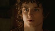 Elijah Wood in Lord Of The Rings: The Fellowship Of The Ring | Image via Warner Bros. Pictures