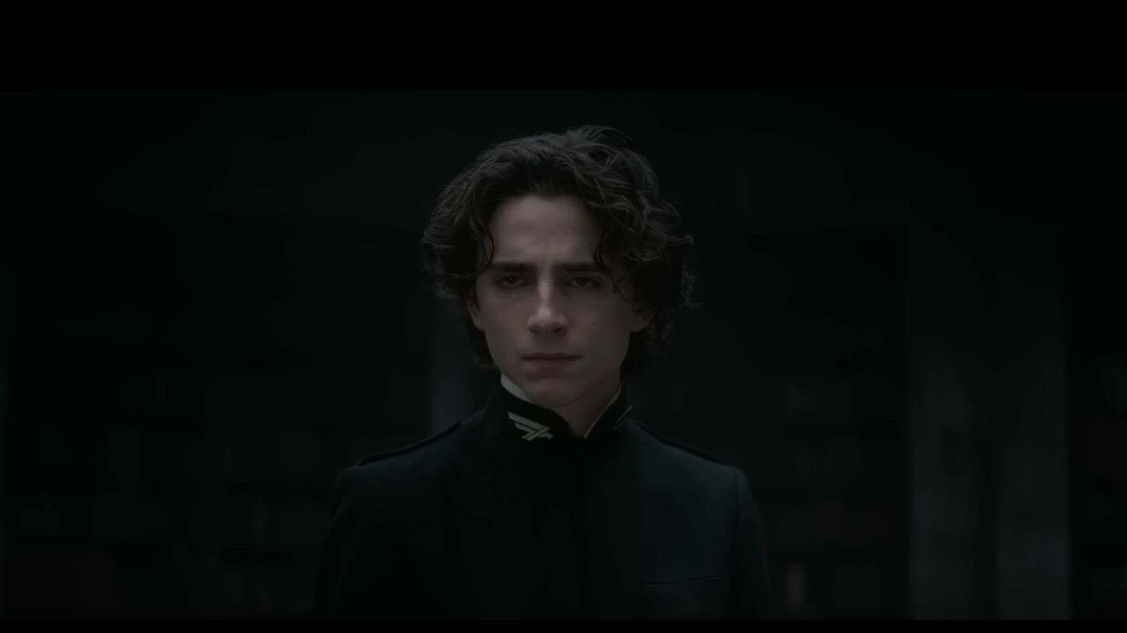 Timoth&eacute;e Chalamet in Dune (Image via YouTube/Warner Bros.)