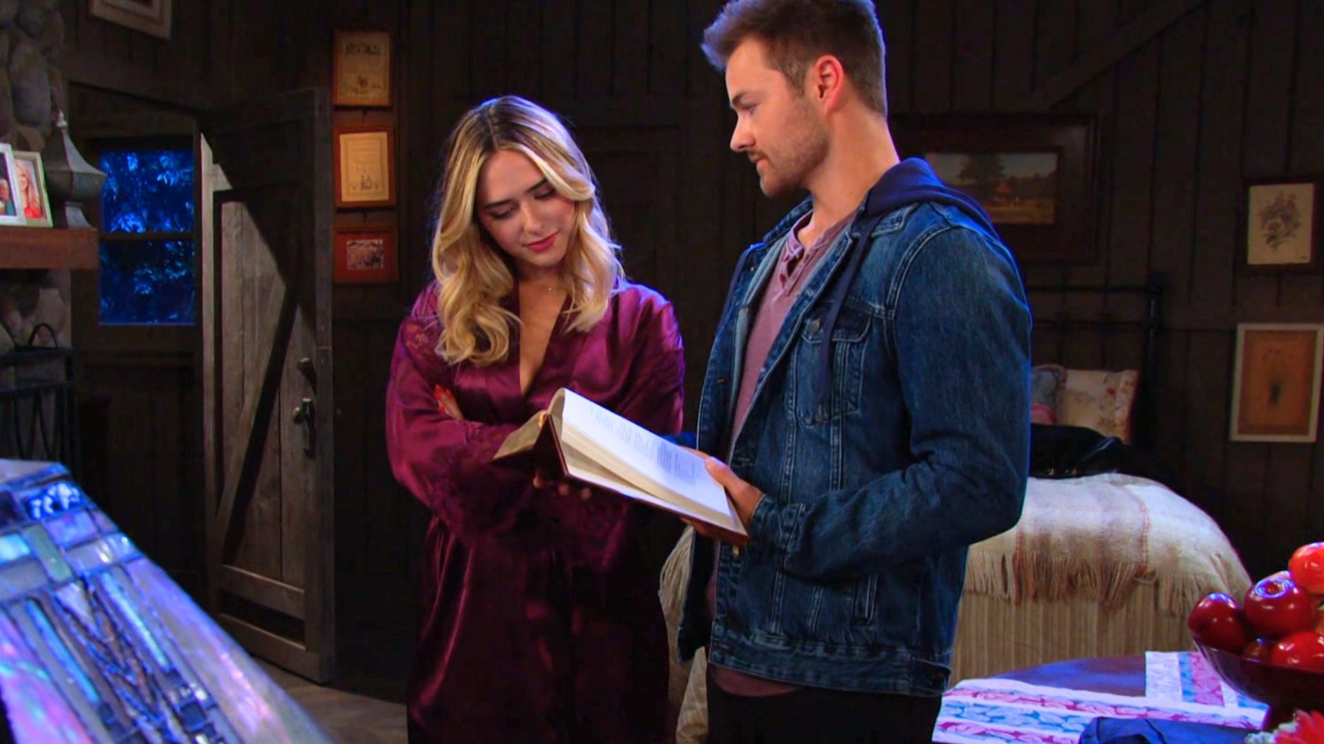 Holly and Doug read poetry before Tate arrived on Days of our Lives | Image: Peacock