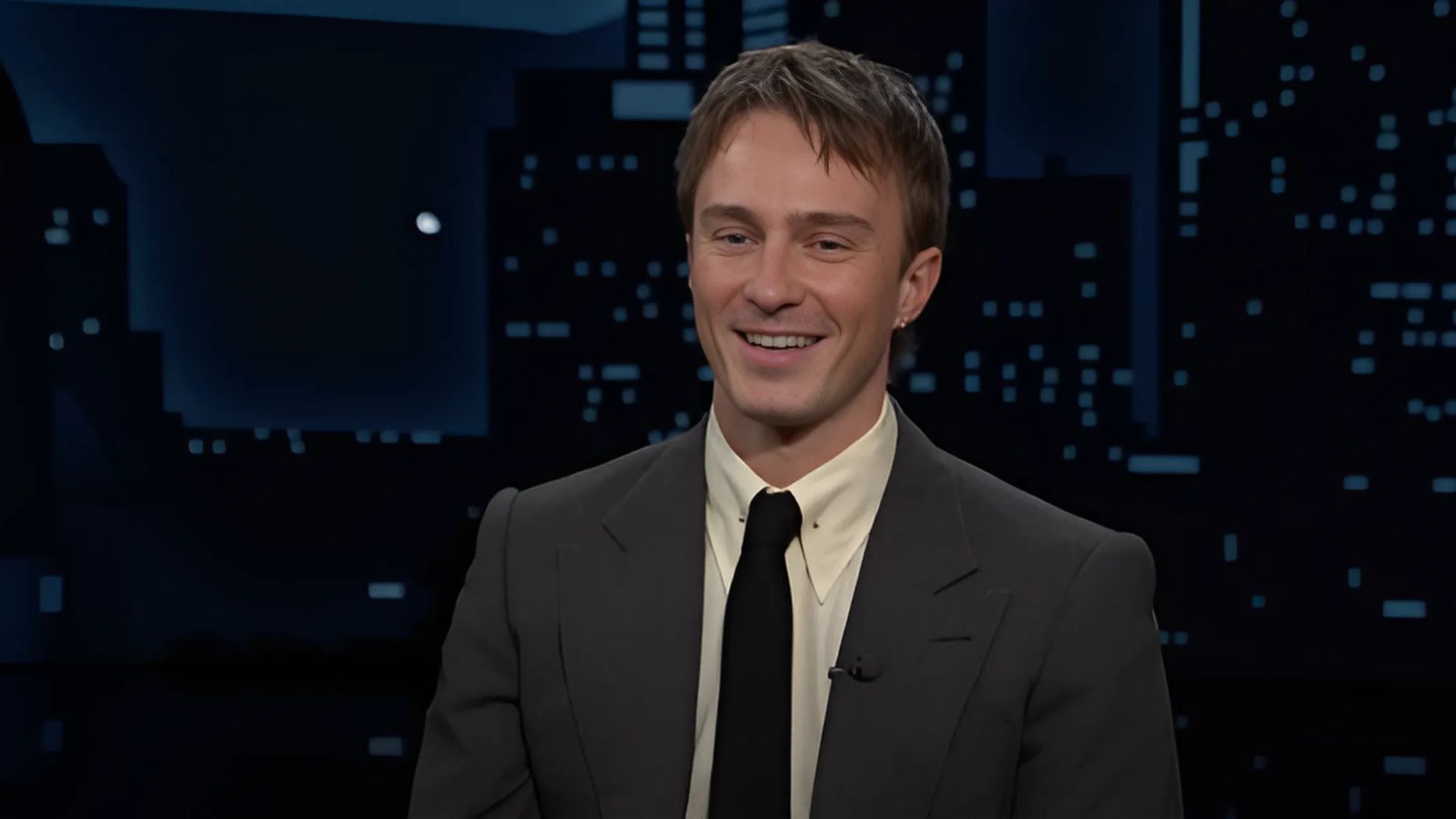 Outer Banks star Drew Starkey on Jimmy Kimmel Live | Image source: YouTube/Jimmy Kimmel Live