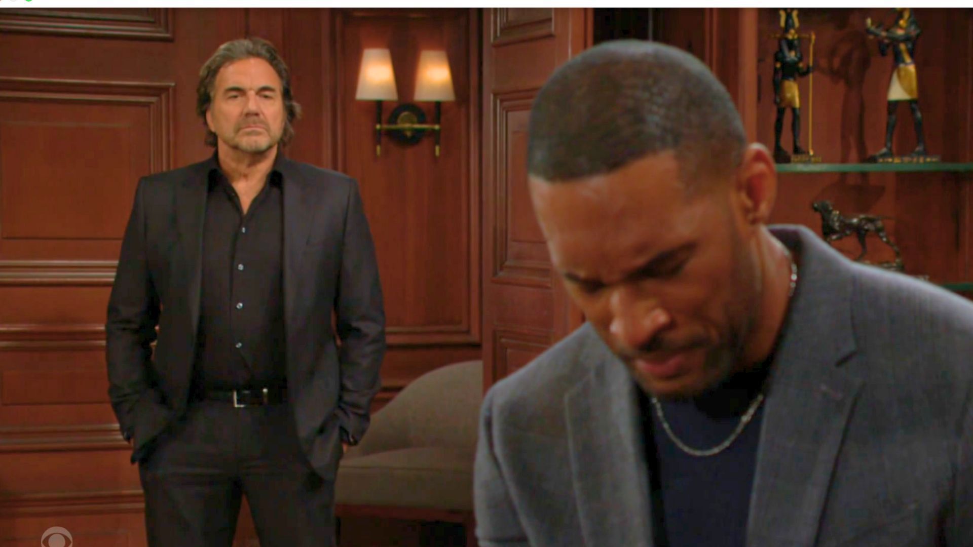 Ridge finds Carter crying on The Bold and the Beautiful | Image: CBS