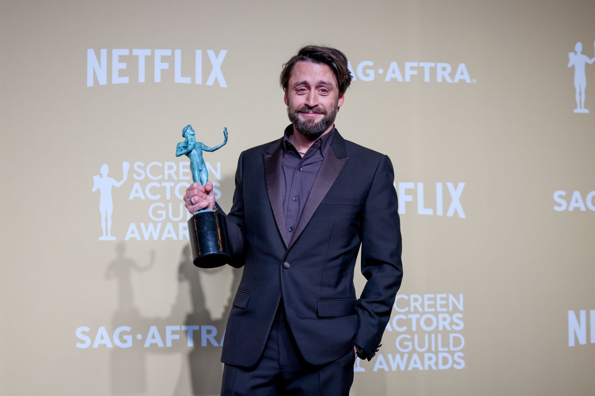 Kieran Culkin winning big during the awards season. (Image via Getty)