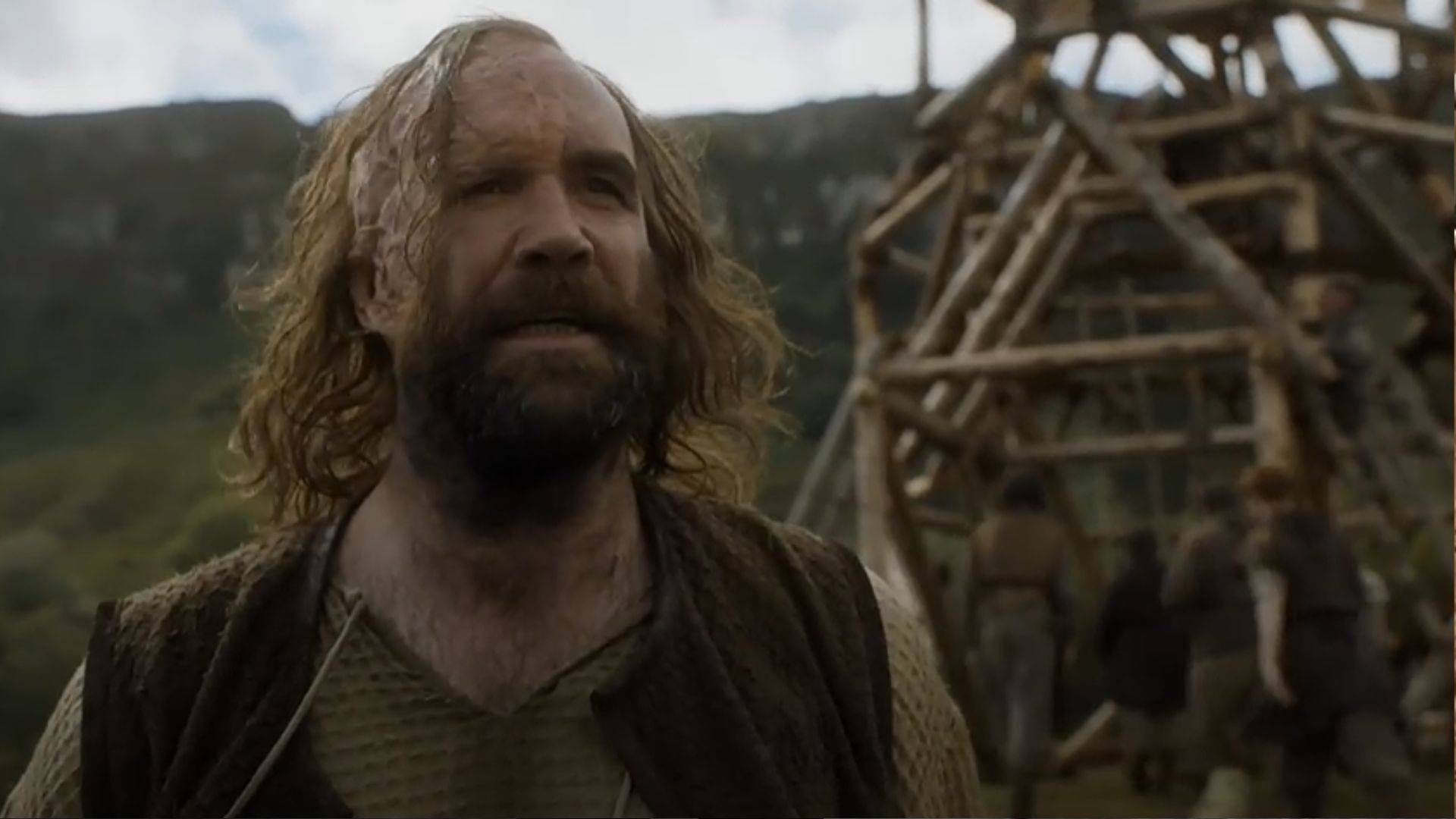 The Hound Returns in S6 E7 | Image via Game of Thrones