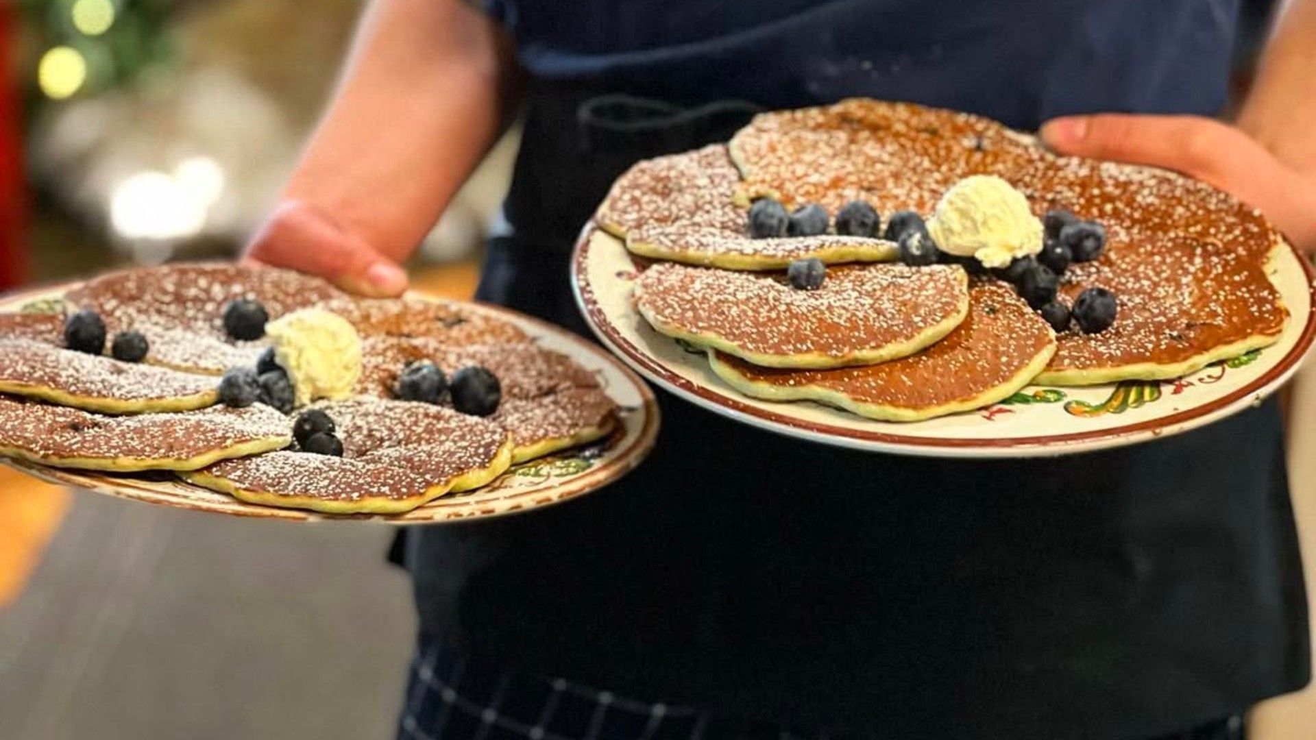 Pancakes from Oak Table Cafe (Image via Instagram/@oaktablesilverdale)