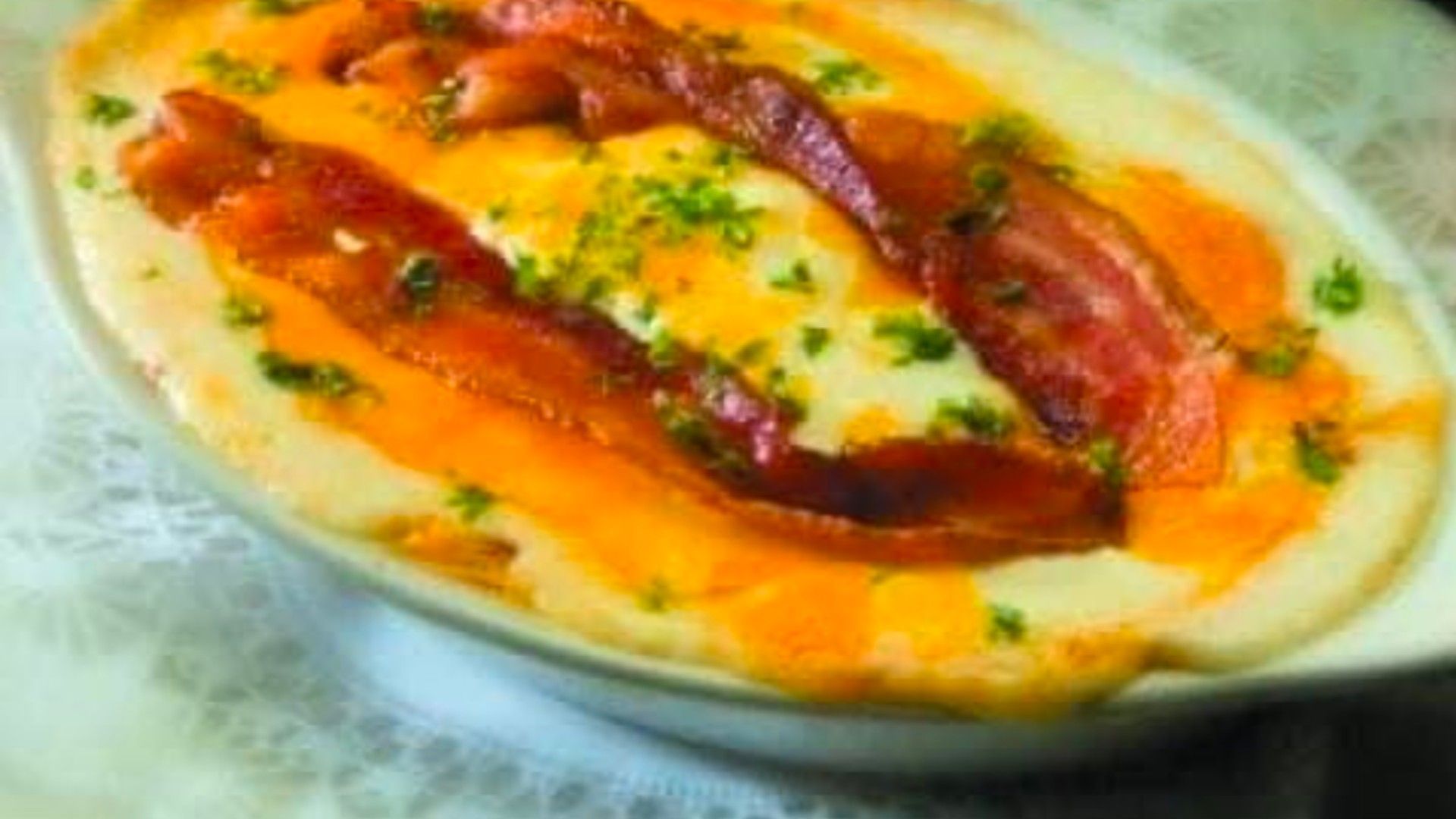 Hot Brown from Bristol Bar &amp; Grille (Image via Instagram/@bristolbarandgrilleky)