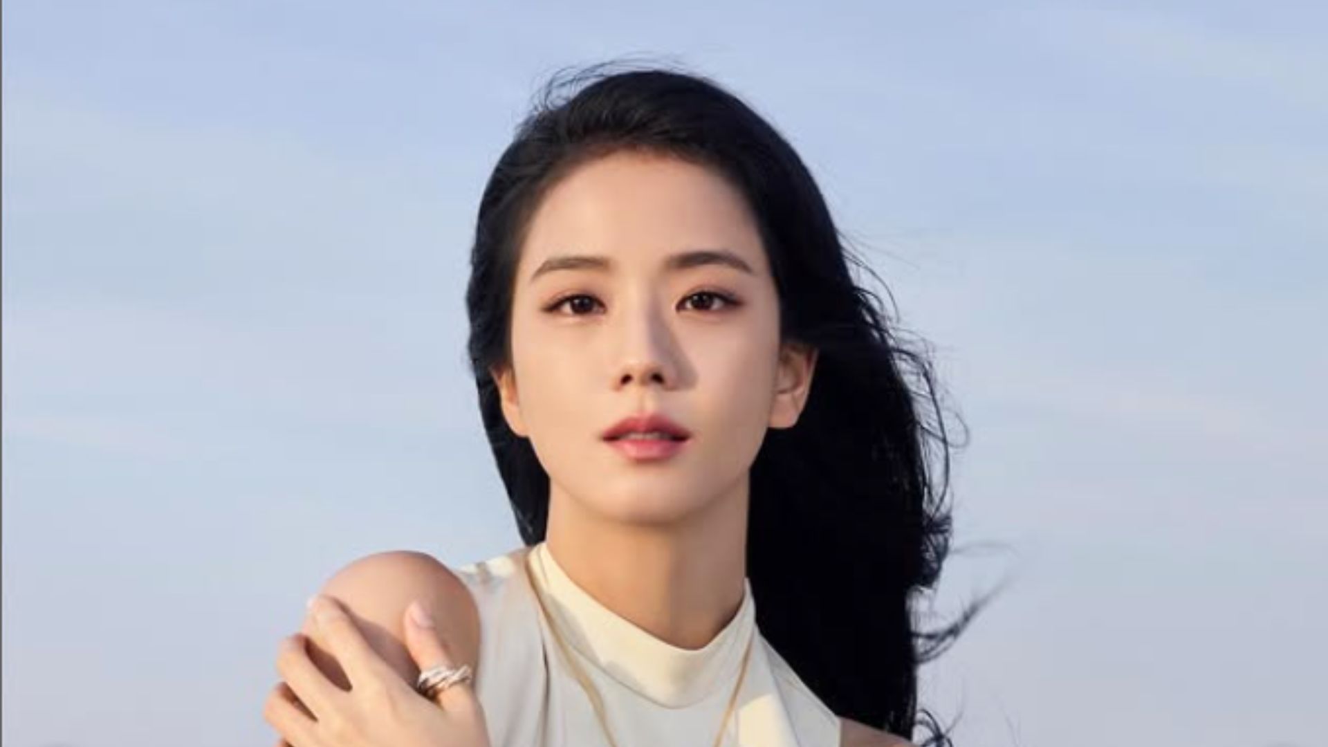 BLACKPINK&rsquo;s Jisoo&rsquo;s &ldquo;earthquake&rdquo; debuts at #1 on this week