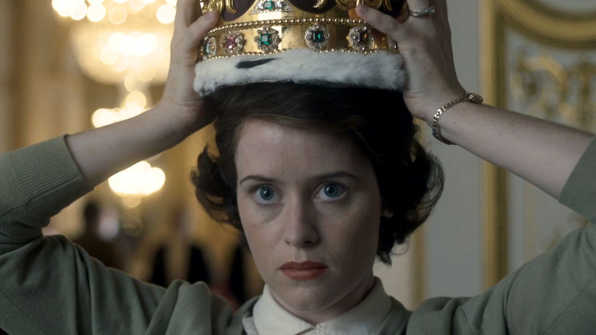 Claire Foy in The Crown | Image via Left Bank Pictures