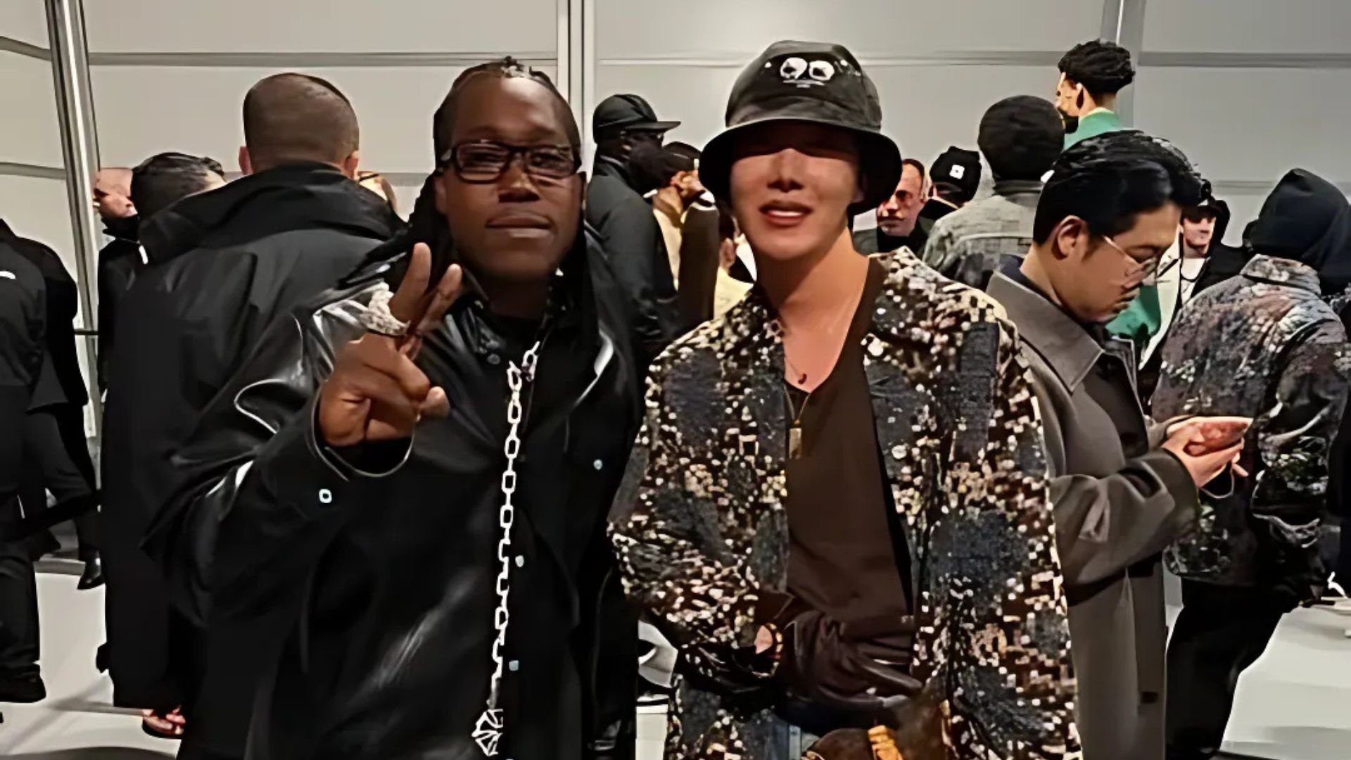 Don Toliver with J Hope ( Image via Instagram @dontoliver )