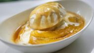 Bananas foster from Brennan's (Image via official website/@brennansneworleans.com)