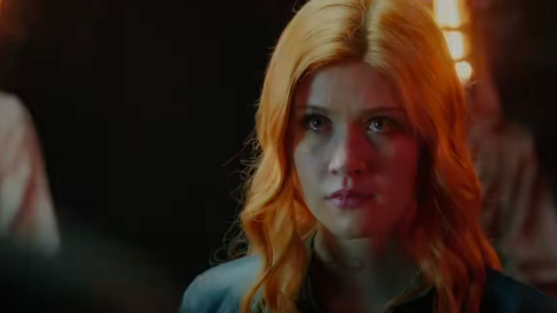 Katherine McNamara in Shadowhunters | Image via Freeform