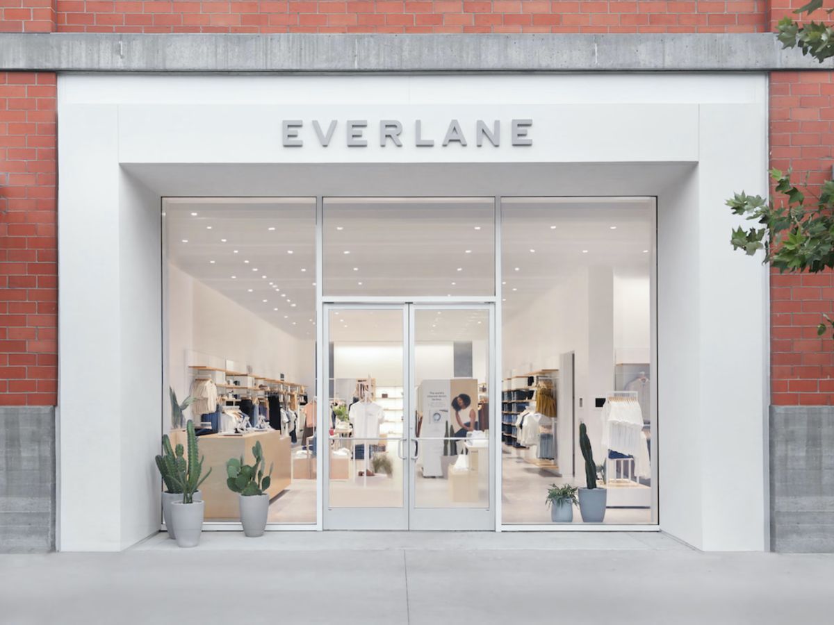 Everlane store (Image via Everlane)