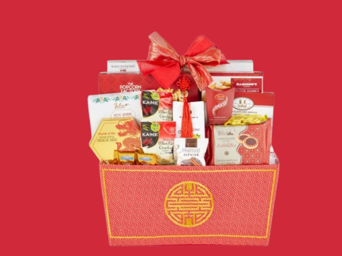 Lunar New Year Basket (Image via Costco)