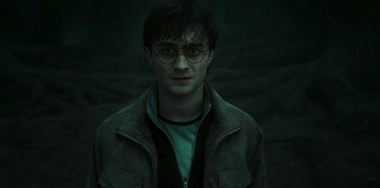 How does Harry Potter come back to life?