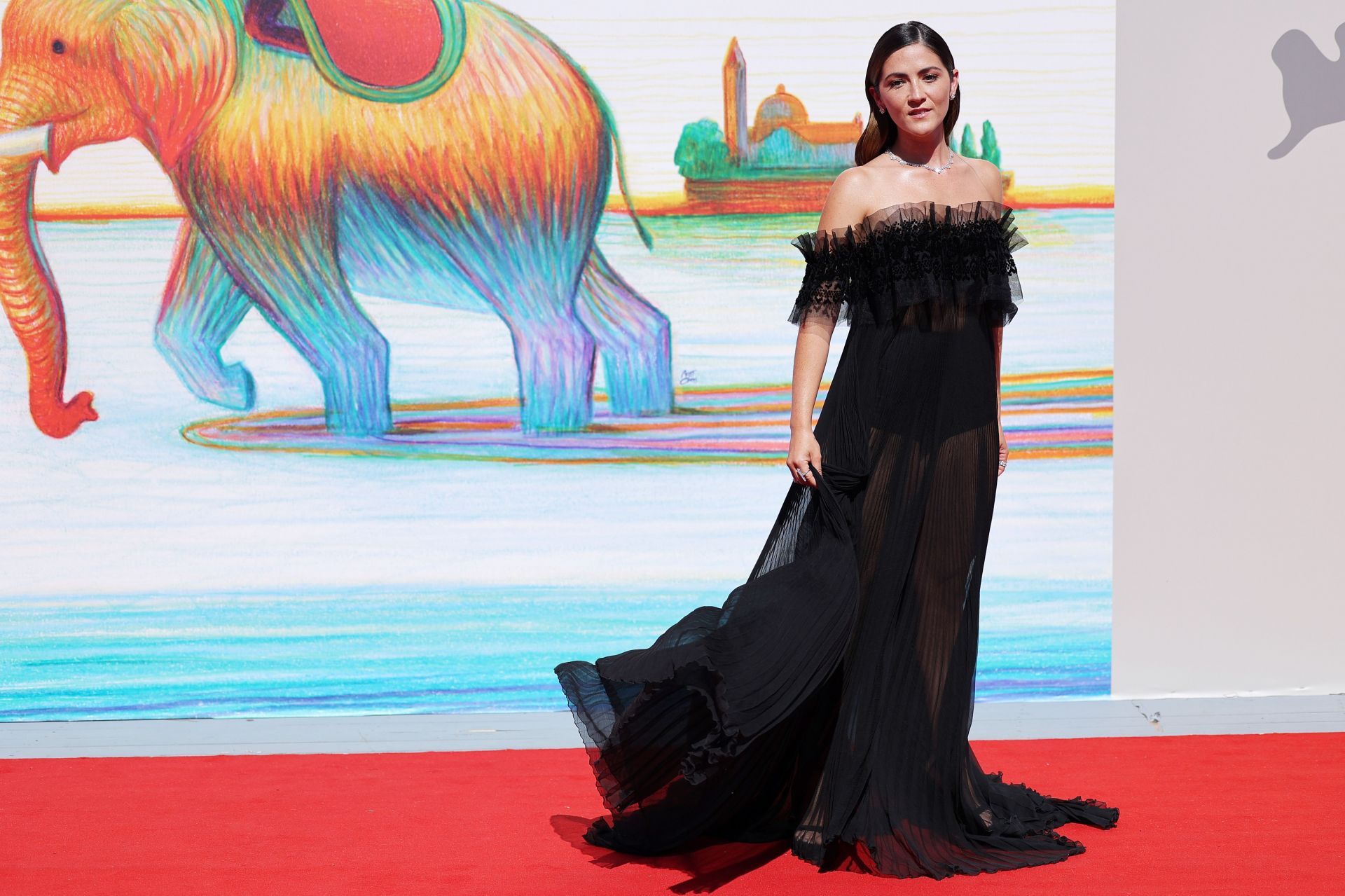 &quot;Horizon: An American Saga Chapter 2&quot; Red Carpet - The 81st Venice International Film Festival - Source: Getty