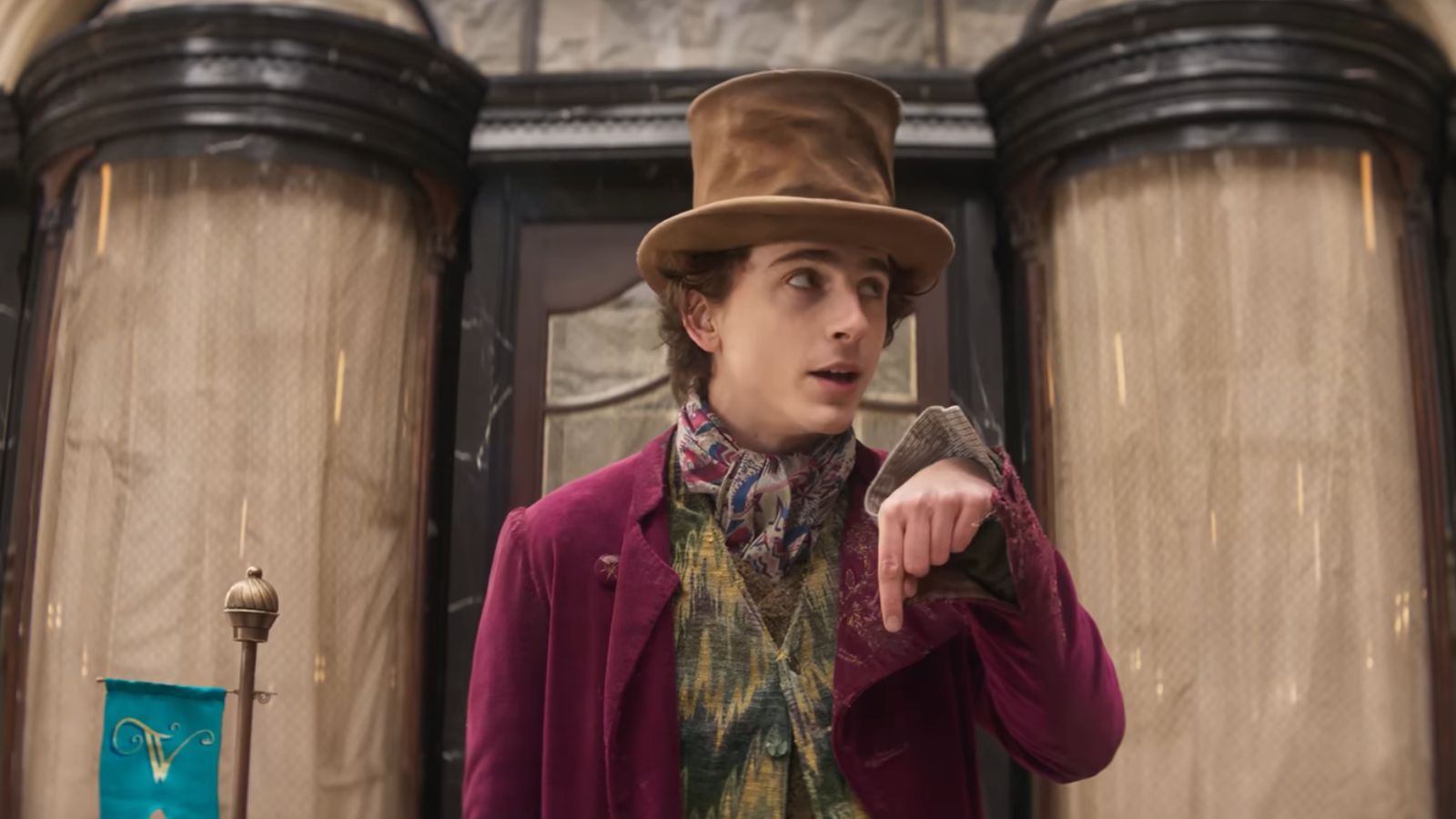 Timoth&eacute;e Chalamet in Wonka (Image via YouTube/Warner Bros.)