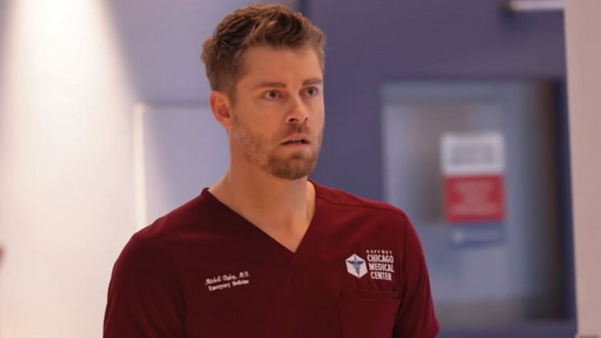 Luke Mitchell playes the role of Ripley in Chicago Med / (Image via Instagram lukemitchell17)