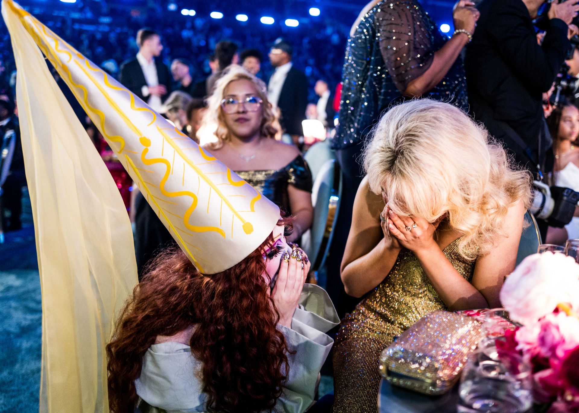 Roan and Carpenter at the 67th Grammy Awards (Image via John Shearer/Getty Images)