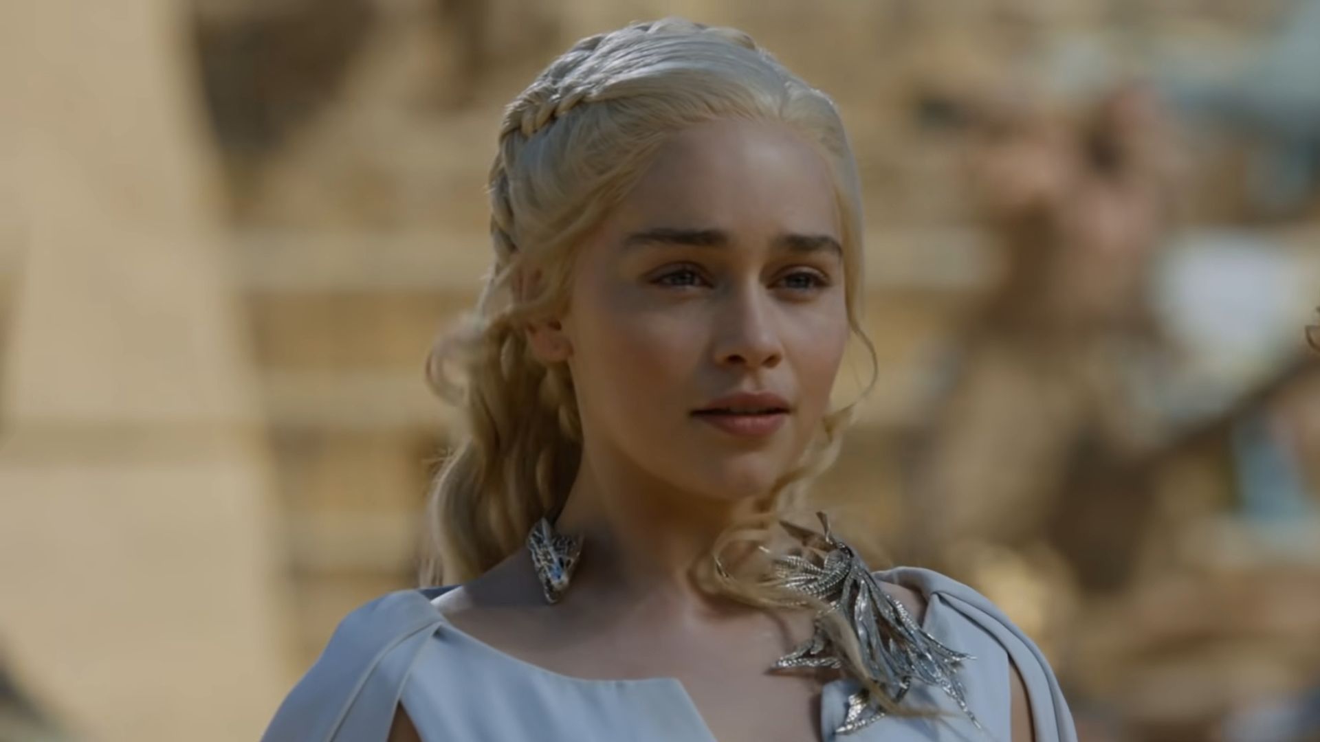 Emelia Clarke in Game Of Thrones | Image via HBO Entertainment