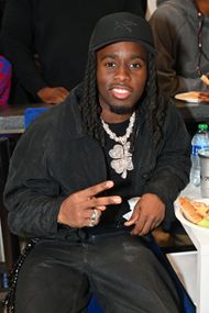 Celebrities Attend Los Angeles Lakers v Atlanta Hawks - Source: Getty