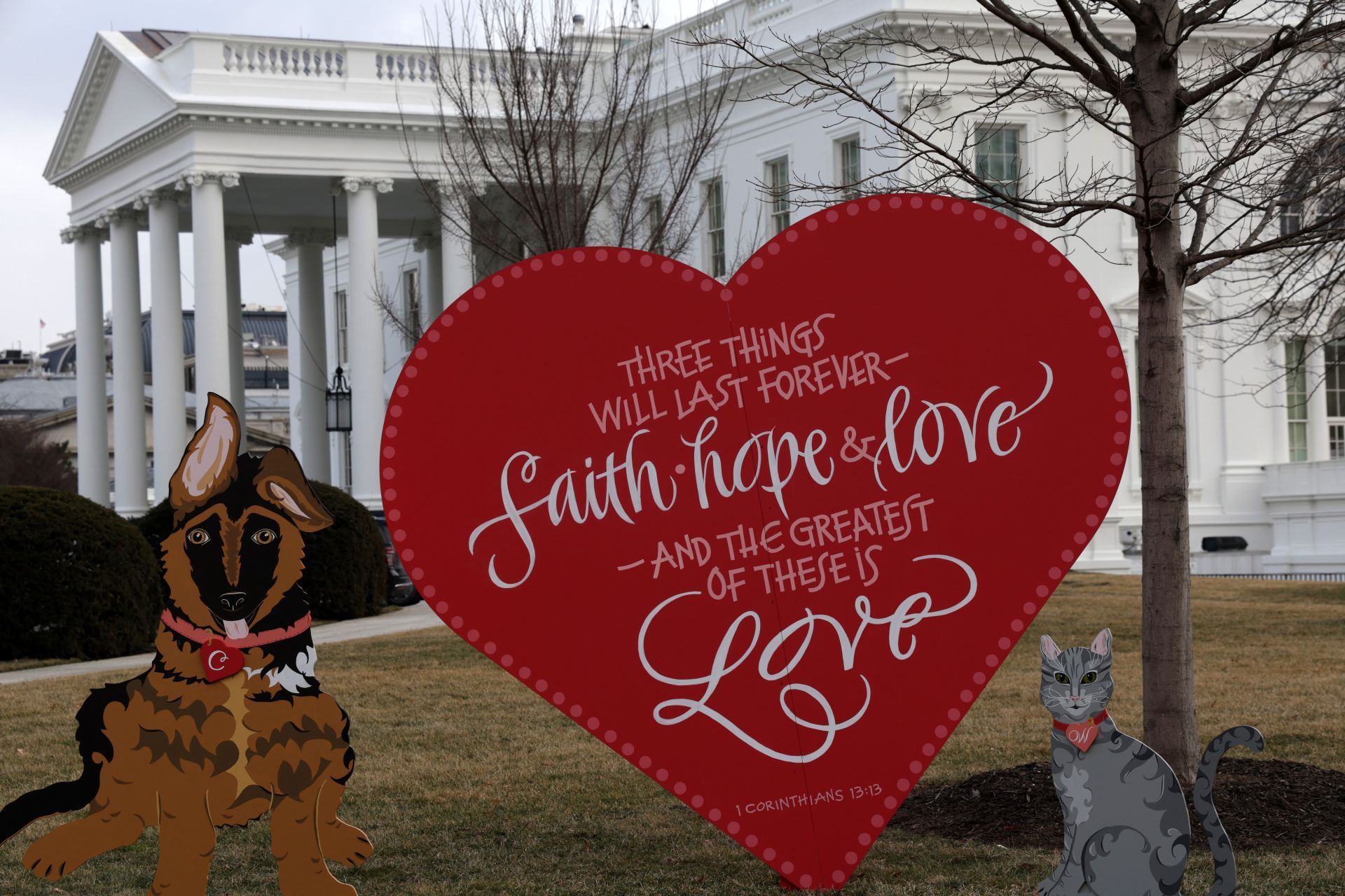 The White House Is Decorated For Valentine